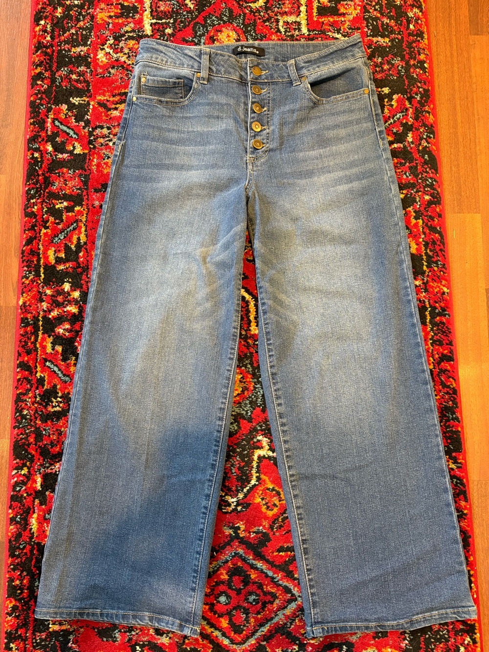 d. jeans button fly crop size 8